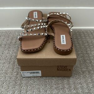 NWT - Steve Madden - Skylar sandal - Size 11 - Tan